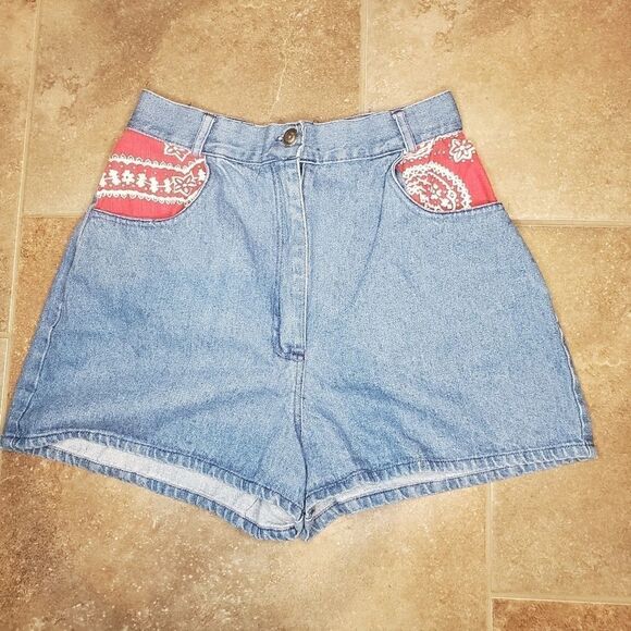 Vintage Best American Clothing co. Junior's High waisted denim shorts. - Picture 2 of 7